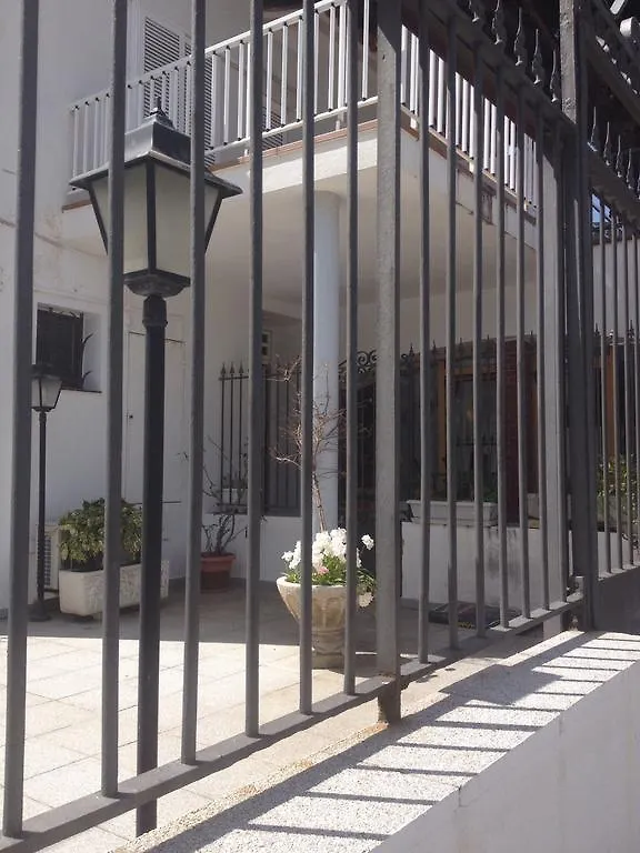 Hotel La Masia Portbou