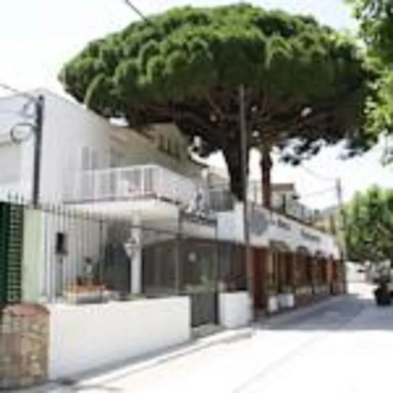 Hotel la Masia Portbou